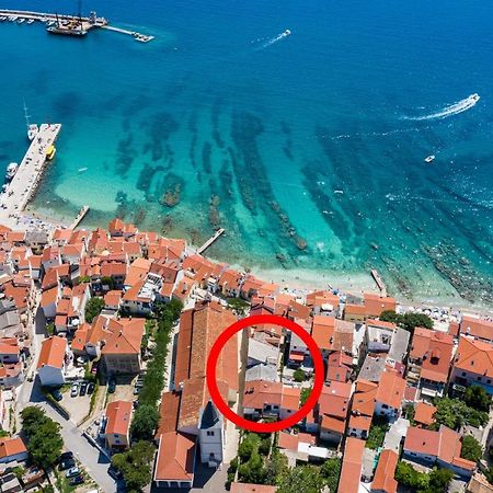 Apartments Neptun Baška Eksteriør bilde