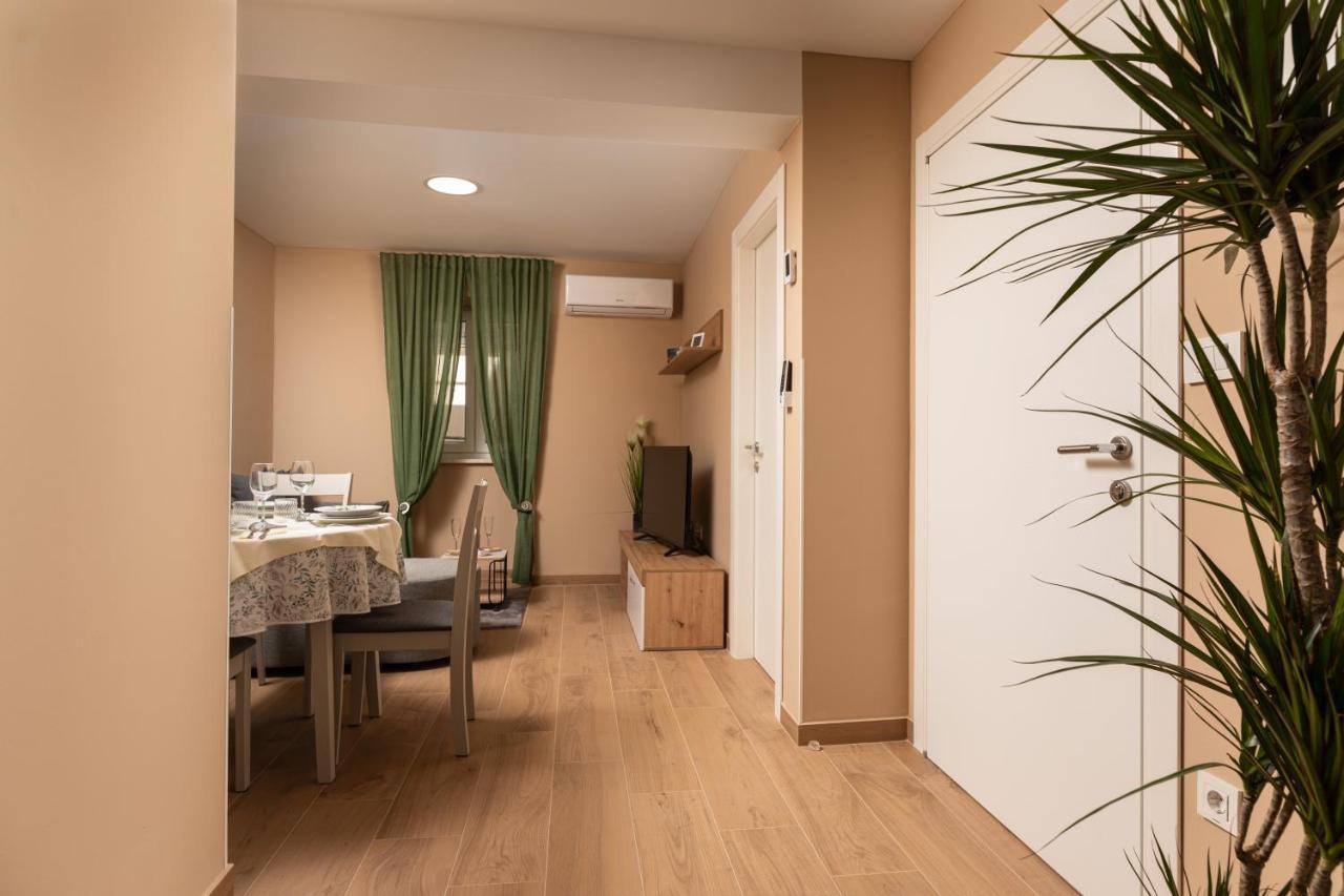 Apartments Neptun Baška Eksteriør bilde