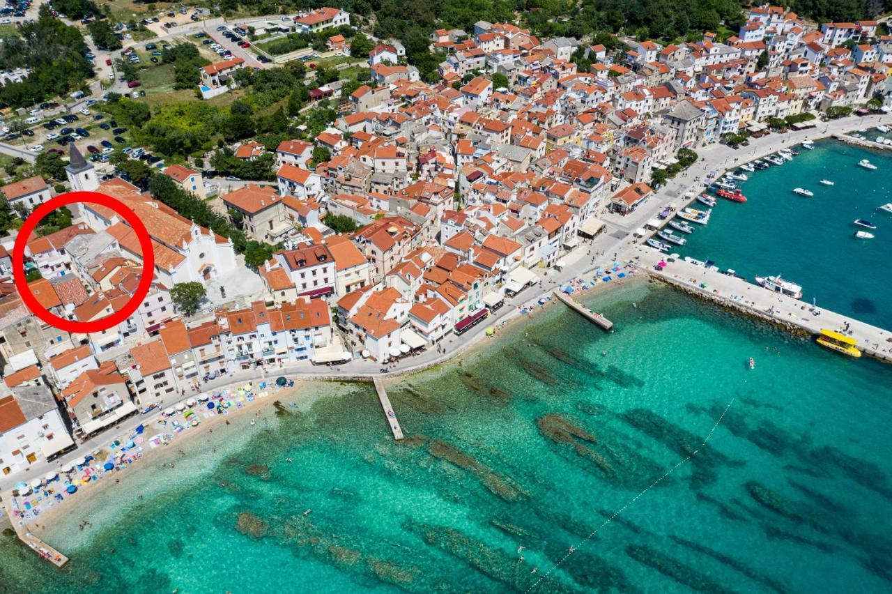 Apartments Neptun Baška Eksteriør bilde