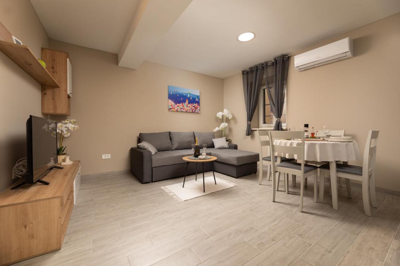 Apartments Neptun Baška Eksteriør bilde
