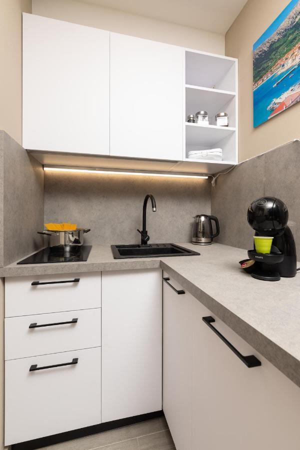 Apartments Neptun Baška Eksteriør bilde